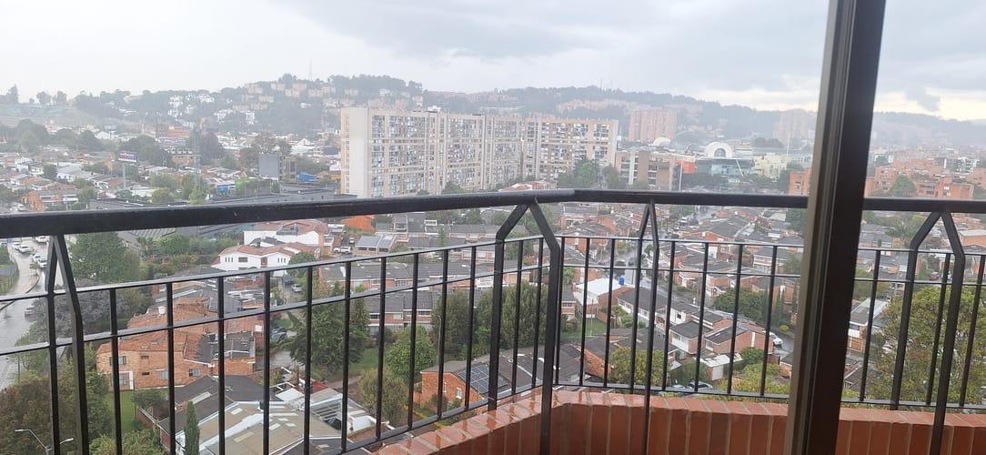 Apartamento de 3 alcobas en venta en Lagos De Cordoba, Bogotá, 117 m² · foto 6 de 24