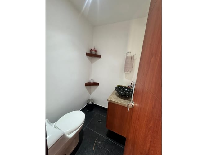 Apartamento de 4 alcobas en venta en Santa Barbara, Bogotá, 277 m² · foto 16 de 24