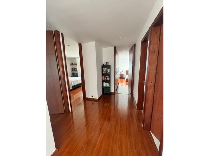 Apartamento de 4 alcobas en venta en Santa Barbara, Bogotá, 277 m² · foto 24 de 24