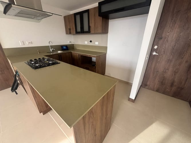 Apartamento de 2 alcobas en arriendo en Llano Grande, Rionegro, 74 m² · foto 2 de 10