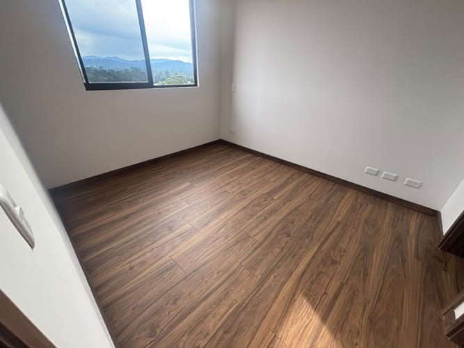 Apartamento de 2 alcobas en arriendo en Llano Grande, Rionegro, 74 m² · foto 8 de 10