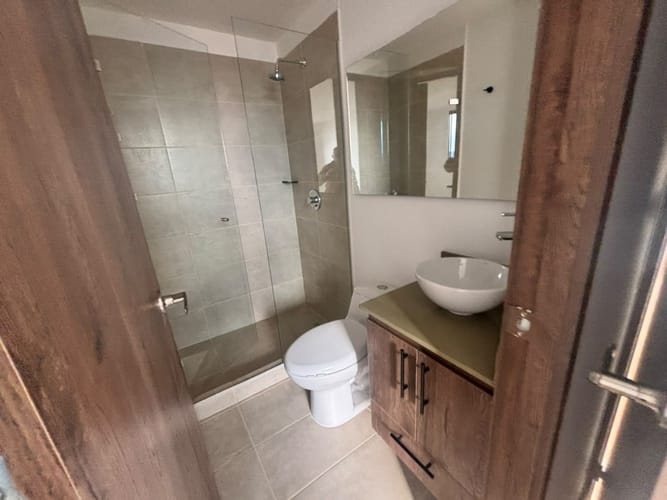 Apartamento de 2 alcobas en arriendo en Llano Grande, Rionegro, 74 m² · foto 10 de 10