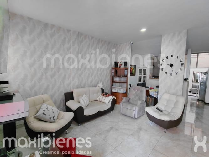 Apartamento de 3 alcobas en venta en Calasanz, Medellín, 95 m² · foto 2 de 12