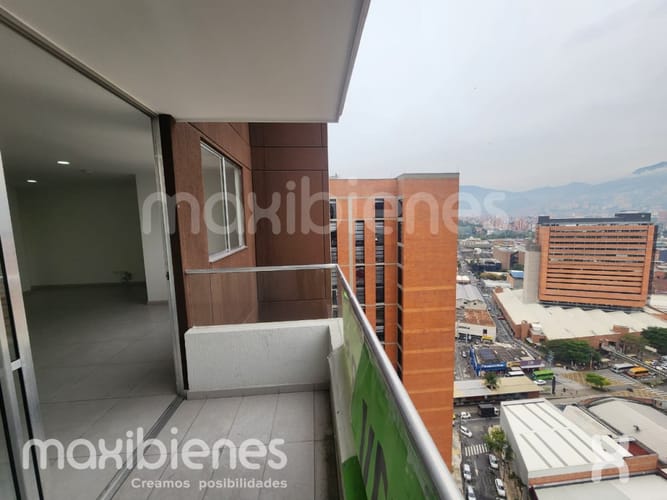Apartamento de 3 alcobas en arriendo en San Diego, Medellín, 80 m² · foto 8 de 12