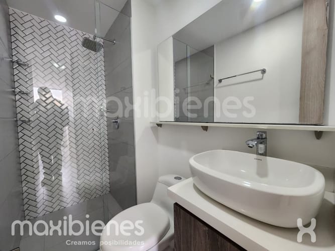 Apartamento de 3 alcobas en arriendo en San Diego, Medellín, 80 m² · foto 10 de 12