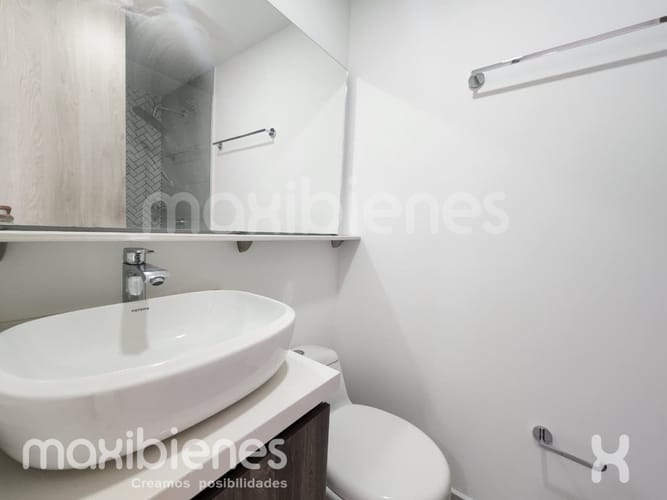 Apartamento de 3 alcobas en arriendo en San Diego, Medellín, 80 m² · foto 11 de 12