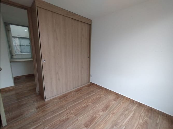 Apartamento de 3 alcobas en venta en Conjunto Residencial Abundara, Madrid, 58 m² · foto 2 de 10