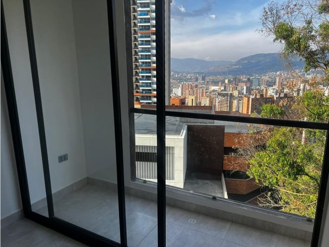Apartaestudio en venta en Las Lomitas, Envigado, 45 m² · foto 3 de 10