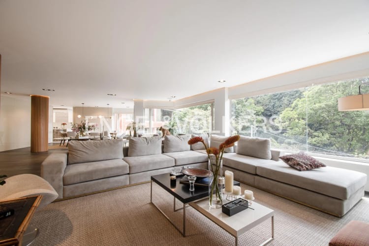 Apartamento de 4 alcobas en venta en Chicó Alto, Bogotá, 351 m² · foto 4 de 24