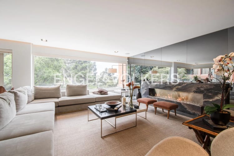 Apartamento de 4 alcobas en venta en Chicó Alto, Bogotá, 351 m² · foto 2 de 24