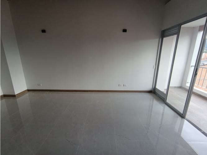 Apartamento de 2 alcobas en venta en La Ceja, 68 m² · foto 11 de 22
