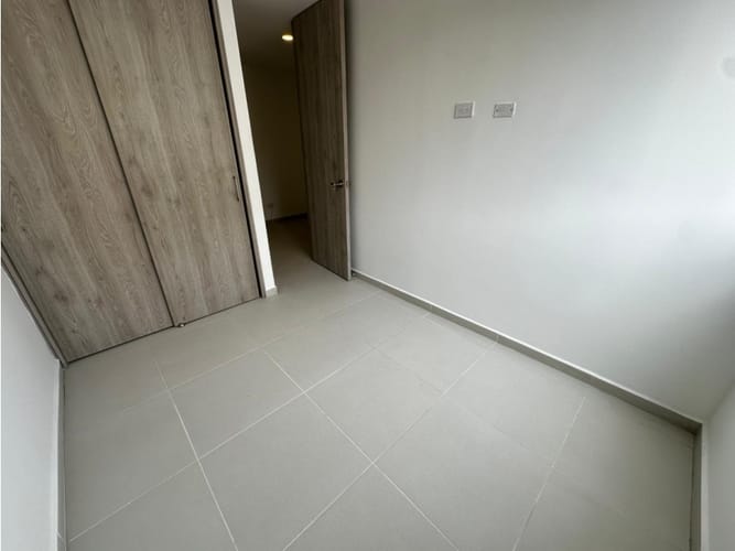 Apartamento de 3 alcobas en arriendo en Los Colores, Medellín, 80 m² · foto 16 de 19