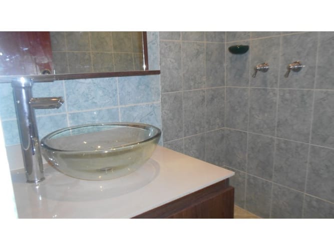 Apartamento de 3 alcobas en arriendo en La Milagrosa, Medellín, 52 m² · foto 17 de 24