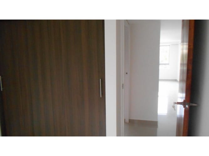 Apartamento de 3 alcobas en arriendo en La Milagrosa, Medellín, 52 m² · foto 22 de 24