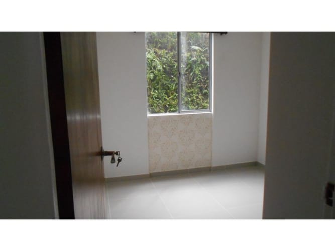 Apartamento de 3 alcobas en arriendo en La Milagrosa, Medellín, 52 m² · foto 23 de 24