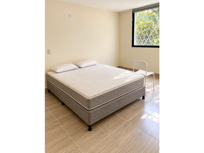 Casa de 9 alcobas en venta en Laureles, Medellín, 360 m² · foto 7 de 15