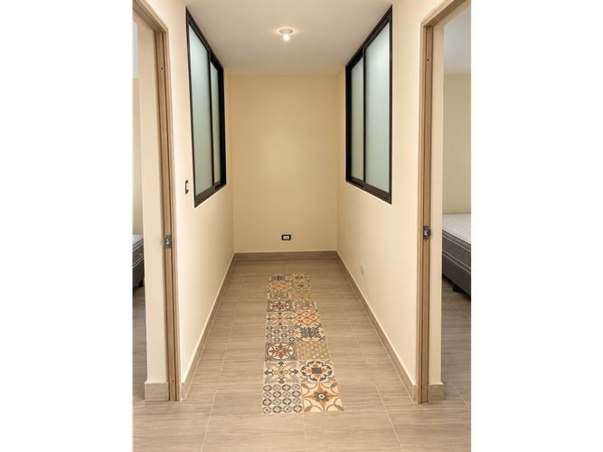 Casa de 9 alcobas en venta en Laureles, Medellín, 360 m² · foto 9 de 15