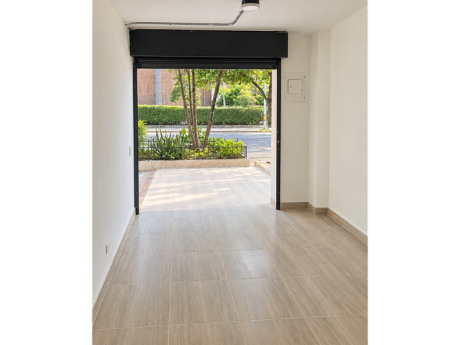 Casa de 9 alcobas en venta en Laureles, Medellín, 360 m² · foto 11 de 15