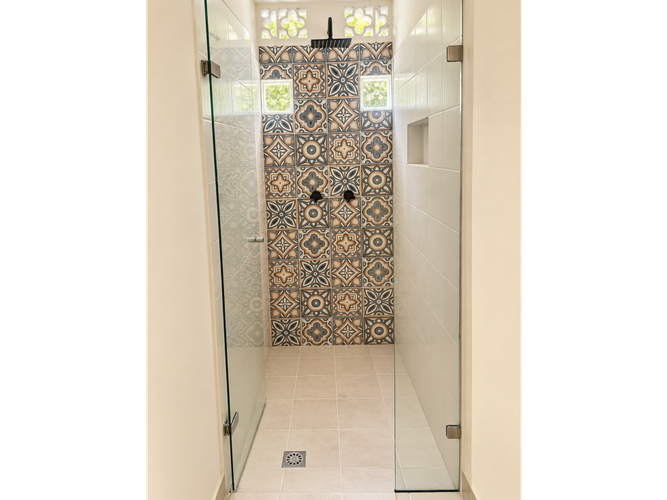 Casa de 9 alcobas en venta en Laureles, Medellín, 360 m² · foto 12 de 15