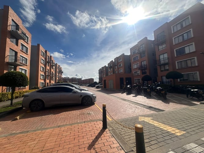 Apartamento de 3 alcobas en arriendo en El Cortijo, Madrid, 62 m² · foto 3 de 22