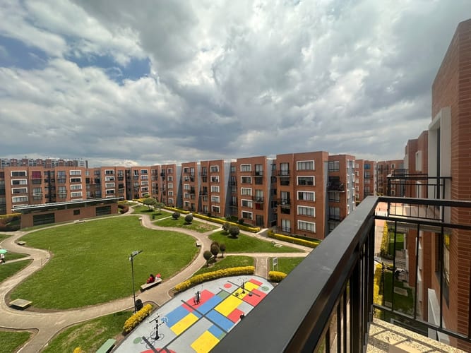 Apartamento de 3 alcobas en arriendo en El Cortijo, Madrid, 62 m² · foto 10 de 22
