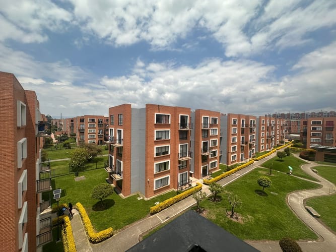 Apartamento de 3 alcobas en arriendo en El Cortijo, Madrid, 62 m² · foto 11 de 22