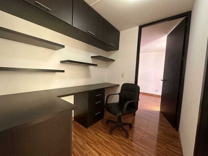 Apartamento de 3 alcobas en arriendo en El Cortijo, Madrid, 62 m² · foto 14 de 22