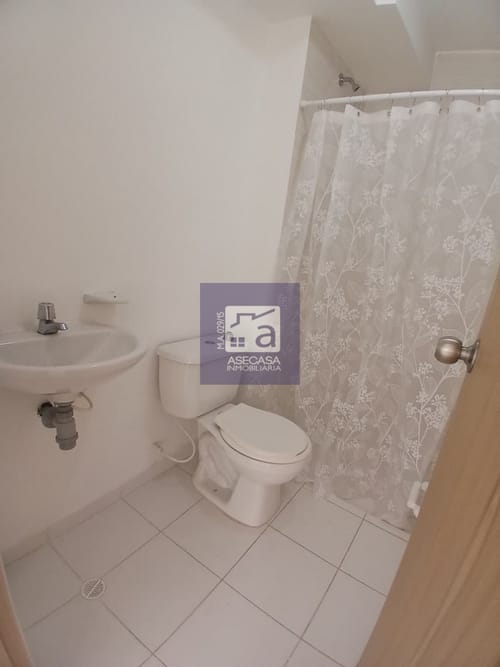 Apartamento de 2 alcobas en arriendo en Paseo Del Puente, Piedecuesta, 58 m² · foto 7 de 12