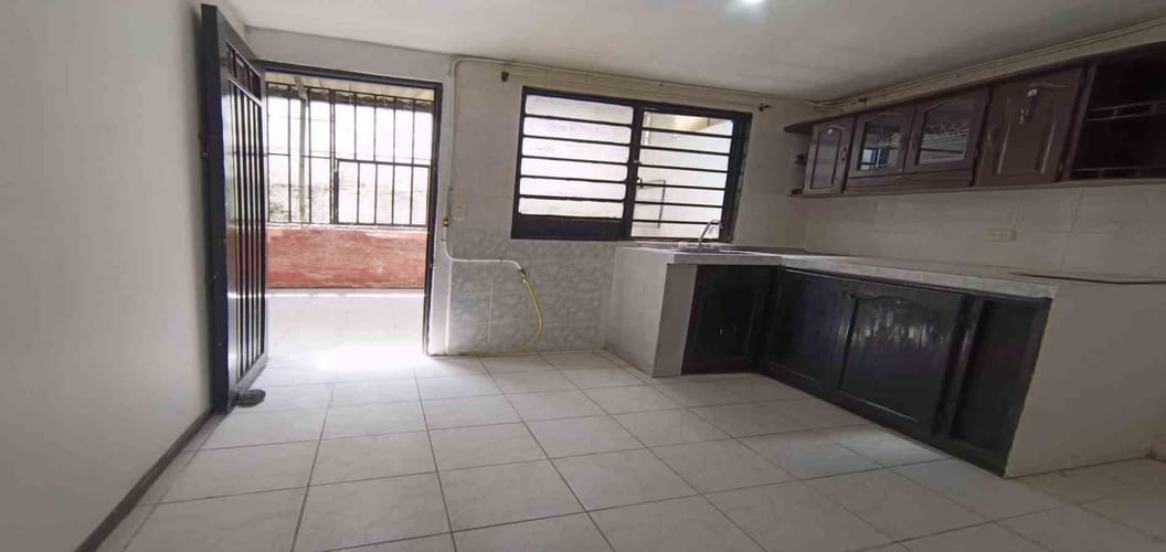Apartamento de 3 alcobas en arriendo en La Sultana, Manizales, 80 m² · foto 2 de 16