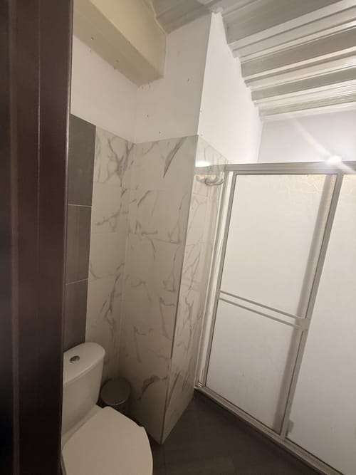 Casa de 6 alcobas en venta en Asturias, Bucaramanga, 366 m² · foto 23 de 24