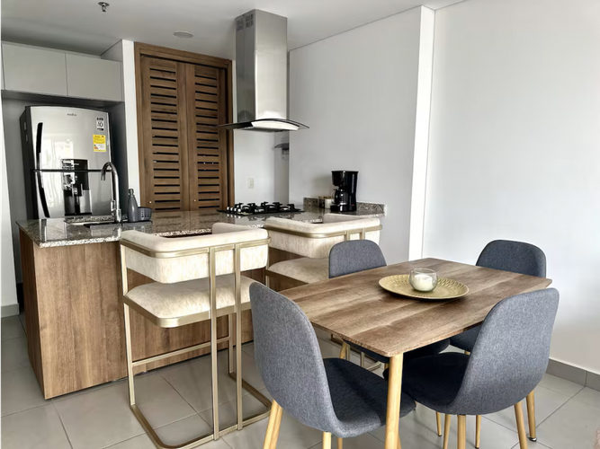 Apartamento de 2 alcobas en venta en Rodadero Sur, Santa Marta, 78 m² · foto 2 de 17