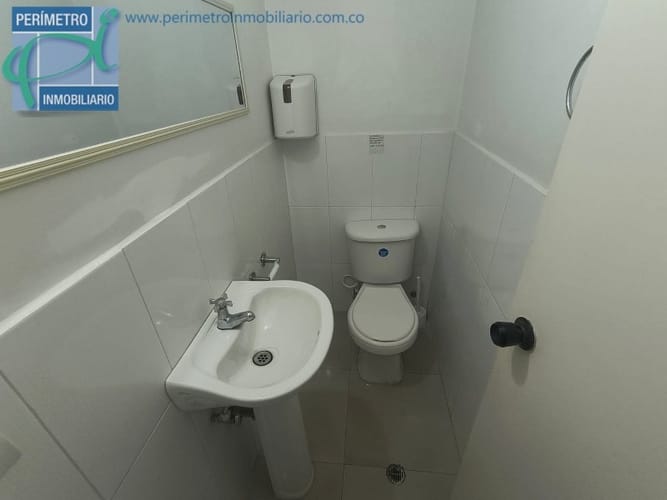 Oficina en arriendo en Milla De Oro, Medellín, 56 m² · foto 7 de 16