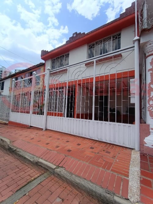 Casa de 4 alcobas en venta en Patios Centro, Los Patios, 157 m² · foto 2 de 24