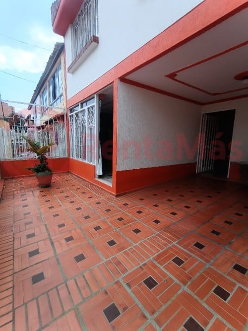 Casa de 4 alcobas en venta en Patios Centro, Los Patios, 157 m² · foto 3 de 24