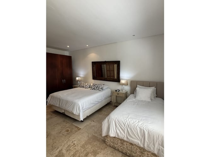 Apartamento de 3 alcobas en venta en Santa Barbara Central, Bogotá, 176 m² · foto 13 de 18