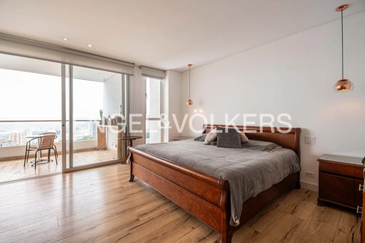 Apartamento de 3 alcobas en arriendo en Los Balsos, Medellín, 222 m² · foto 8 de 18