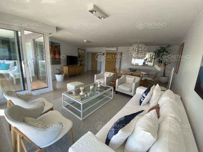 Apartamento en Venta y Alquiler, Mansa, Punta del Este, 3 Dormitorios. · Photo 8