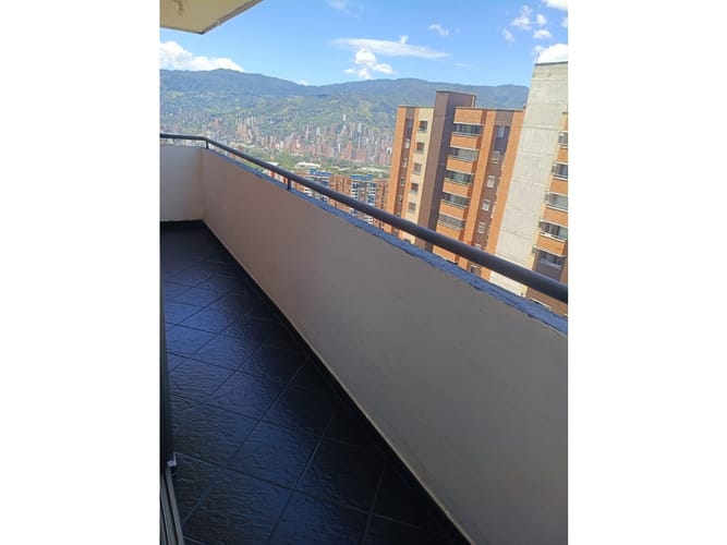 Apartamento de 20 alcobas en arriendo en San Juan Bautista, Itagüí, 75 m² · foto 4 de 17