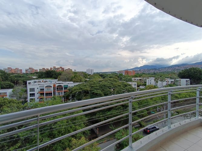 Apartamento de 3 alcobas en arriendo en Ciudad Capri, Cali, 96 m² · foto 3 de 24