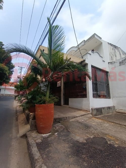 Casa de 4 alcobas en venta en Torcoroma, Cúcuta, 121 m² · foto 2 de 19