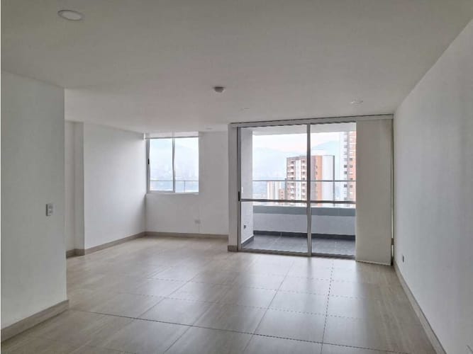 Apartamento de 2 alcobas en arriendo en Las Lomitas, Sabaneta, 75 m² · foto 6 de 20