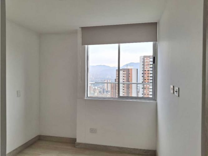 Apartamento de 2 alcobas en arriendo en Las Lomitas, Sabaneta, 75 m² · foto 12 de 20