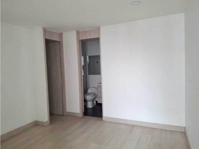 Apartamento de 2 alcobas en arriendo en Las Lomitas, Sabaneta, 75 m² · foto 15 de 20