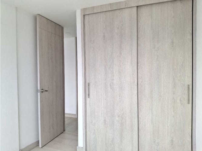Apartamento de 2 alcobas en arriendo en Las Lomitas, Sabaneta, 75 m² · foto 17 de 20