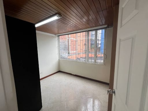Apartaestudio en arriendo en San Diego, Bogotá, 48 m² · foto 3 de 11