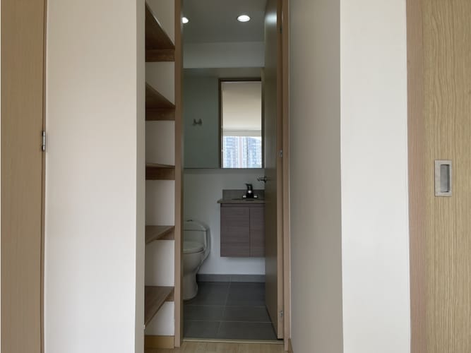 Apartamento de 2 alcobas en arriendo en Loma Del Indio, Medellín, 68 m² · foto 13 de 24