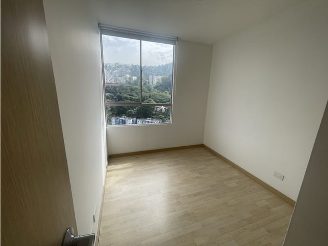 Apartamento de 2 alcobas en arriendo en Loma Del Indio, Medellín, 68 m² · foto 17 de 24