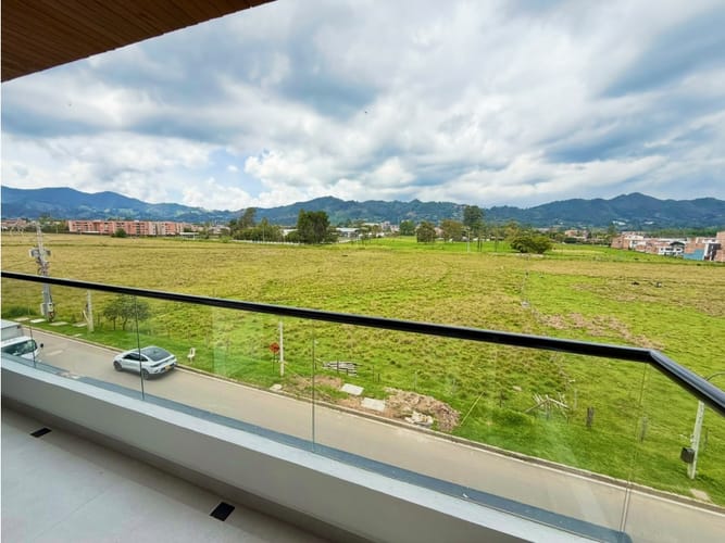 Apartamento de 3 alcobas en arriendo en La Ceja, 67 m² · foto 7 de 11