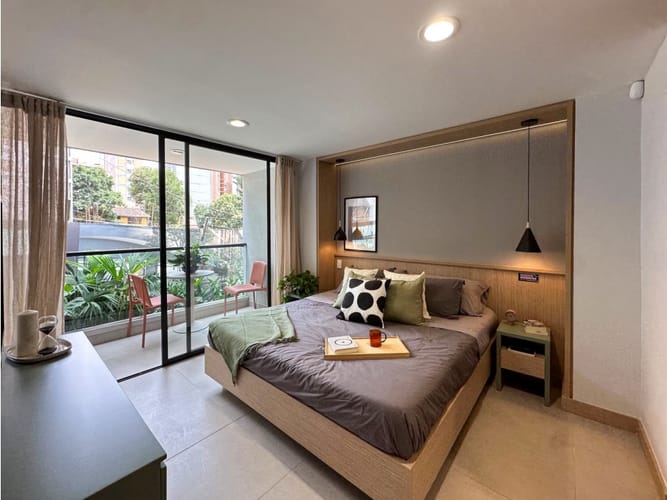 Apartamento de 2 alcobas en venta en Tres Esquinas, Sabaneta, 67 m² · foto 3 de 15
