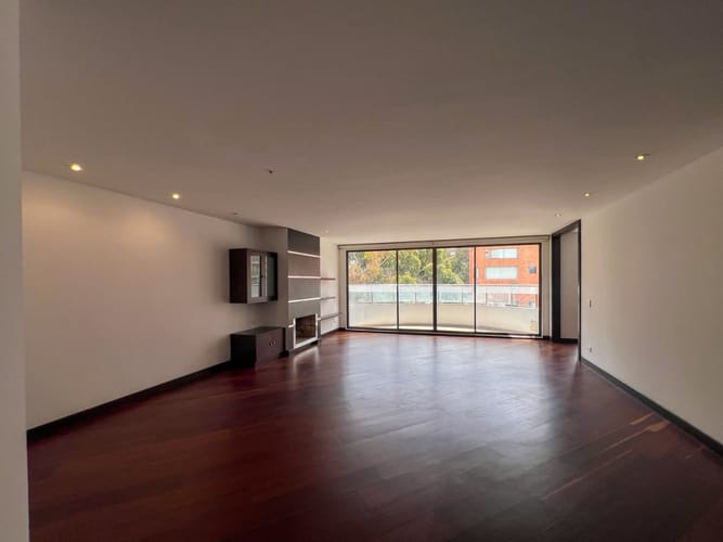 Apartamento de 3 alcobas en arriendo en Los Rosales, Bogotá, 174 m² · foto 6 de 20